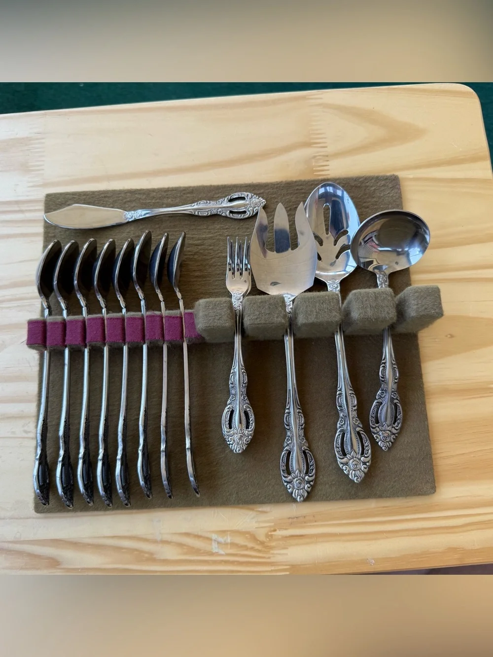 Vintage Orleans Silver Royal Rose 19pc Stainless Flatware Set Japan